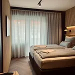 Sleps بيت شباب *